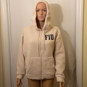 Pink Victoria’s secrets woman sweaters